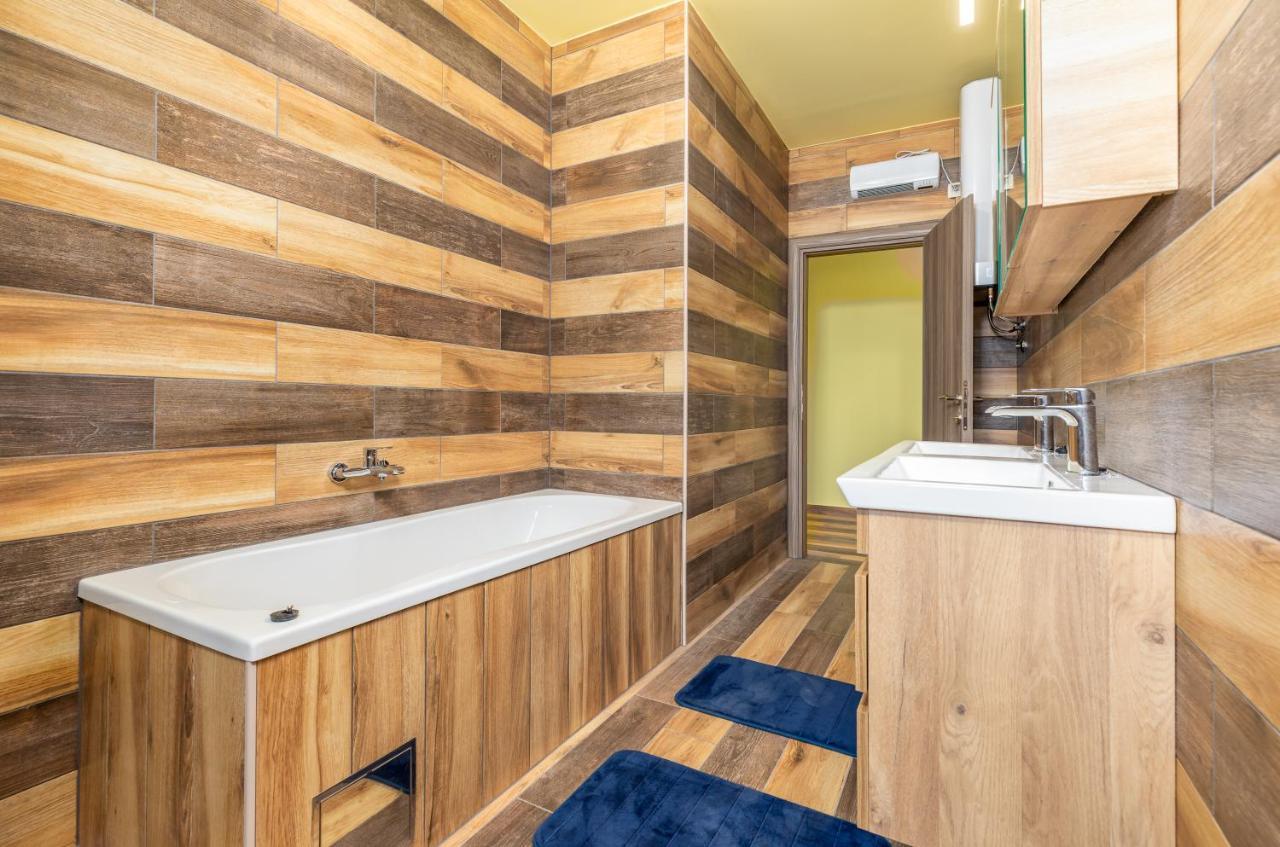 Apartmani Monte Pula Buitenkant foto