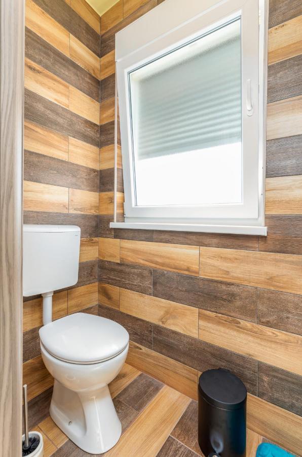Apartmani Monte Pula Buitenkant foto