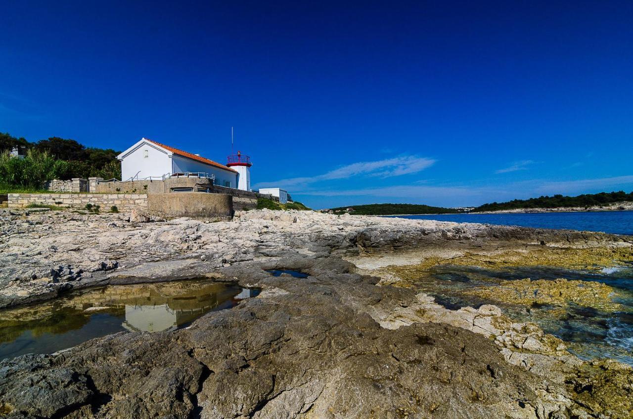 Apartmani Monte Pula Buitenkant foto