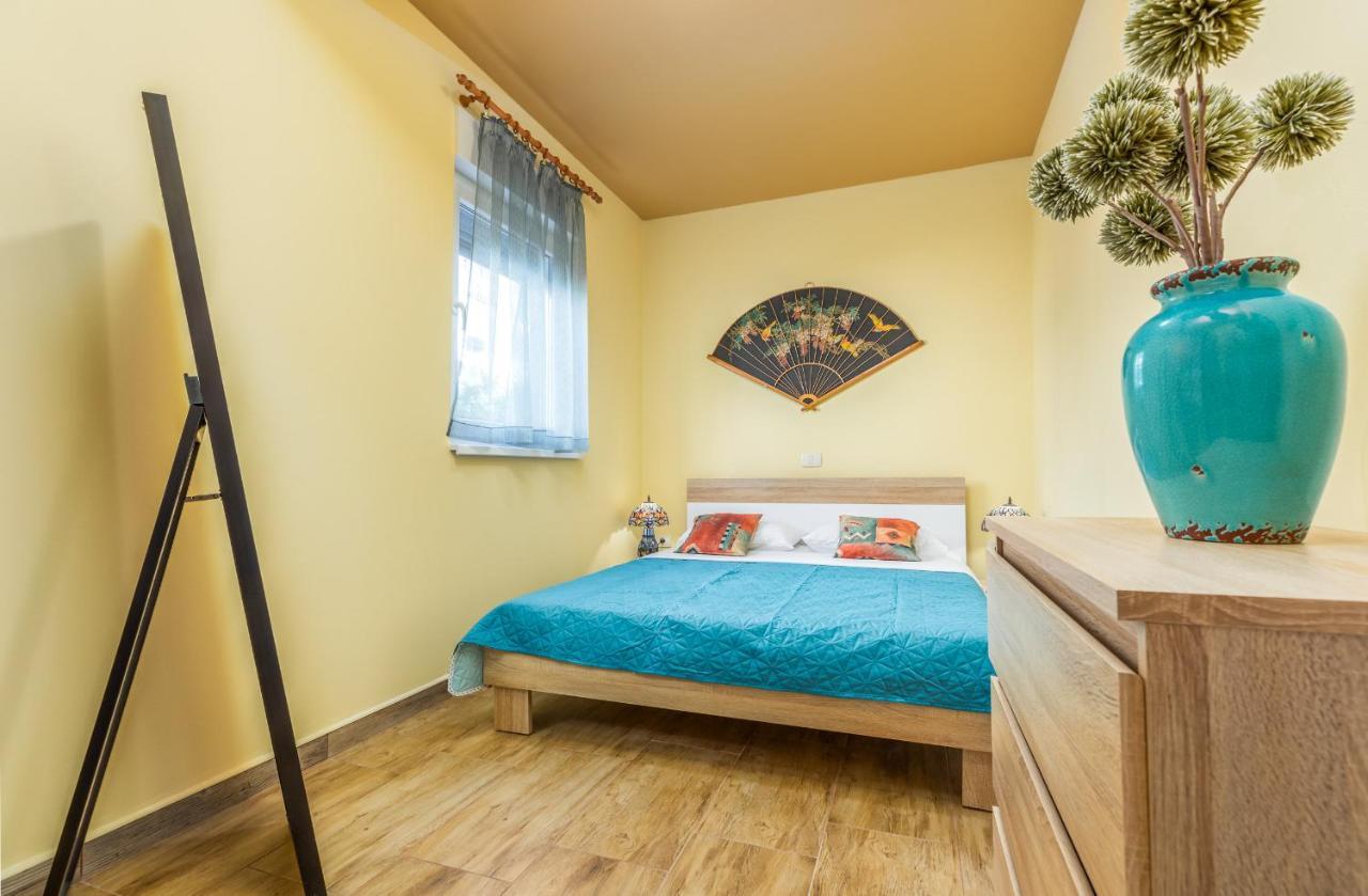 Apartmani Monte Pula Buitenkant foto